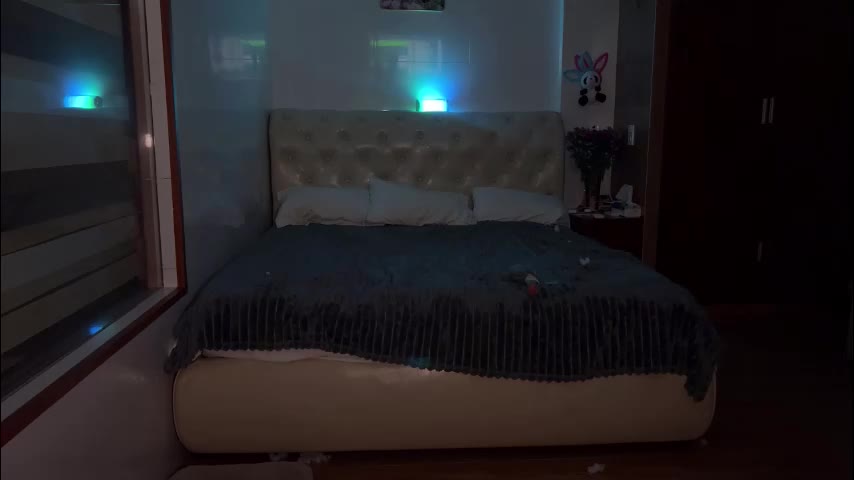 mia_floo Adult Chat October 8, 2025