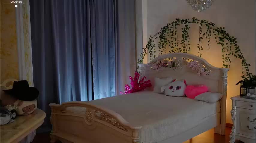 burnletitallburn Adult Chat October 8, 2025