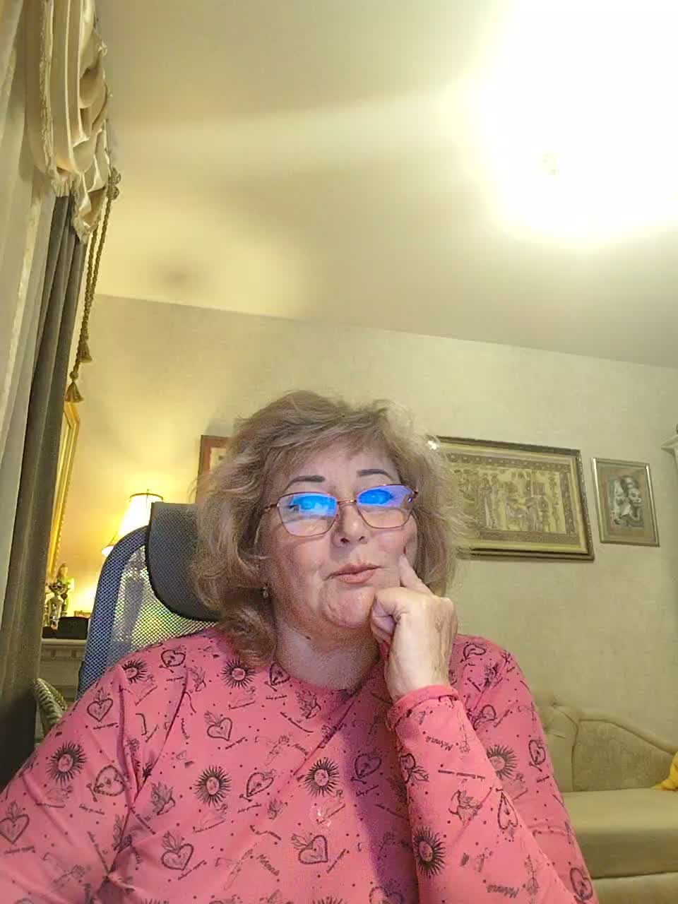 KarinkaSweet Adult Chat October 8, 2025