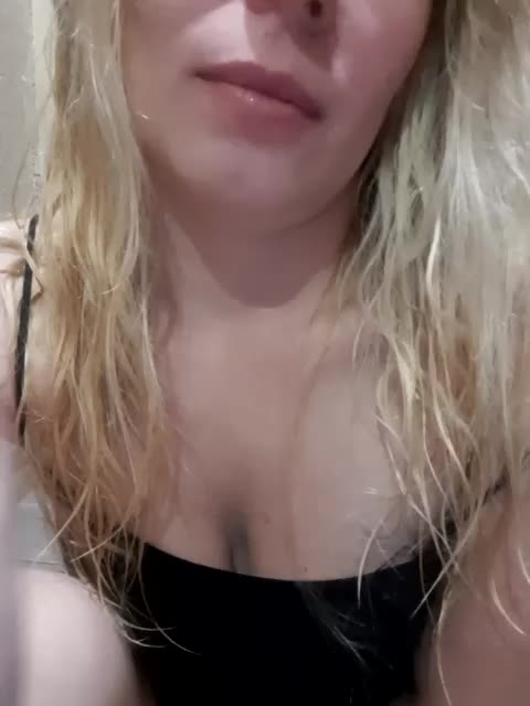 -nelya- Adult Chat October 8, 2025