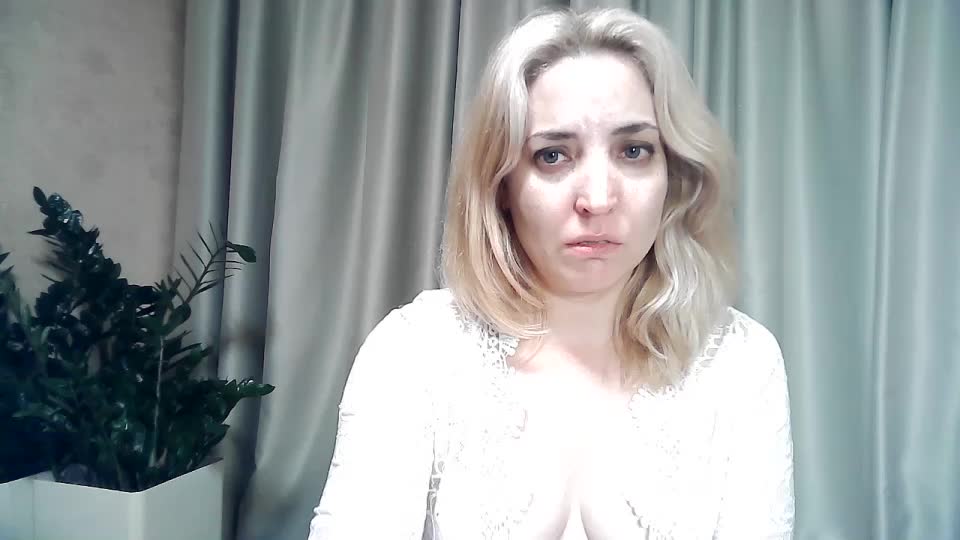 mariska-kiska Adult Chat October 9, 2025