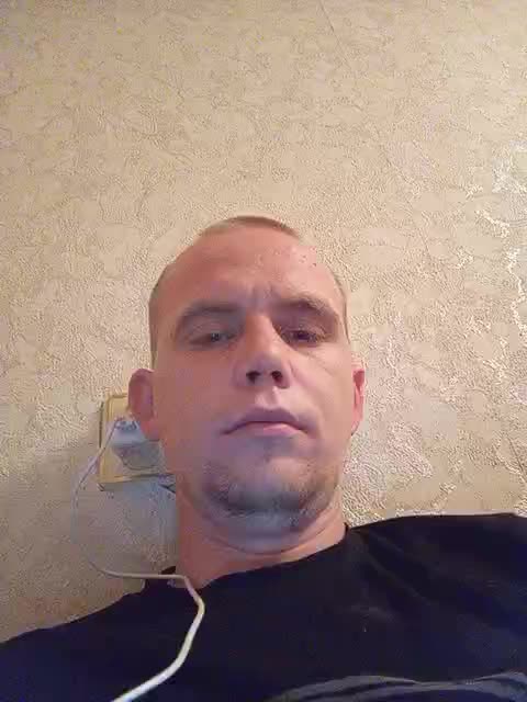 Lesha098 Adult Chat October 9, 2025