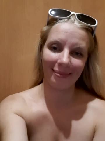 -nelya- Adult Chat October 9, 2025