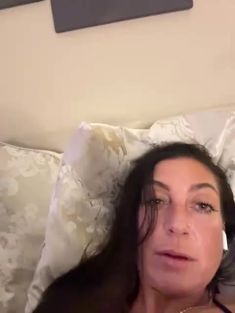 IrinkaGata Adult Chat October 9, 2025