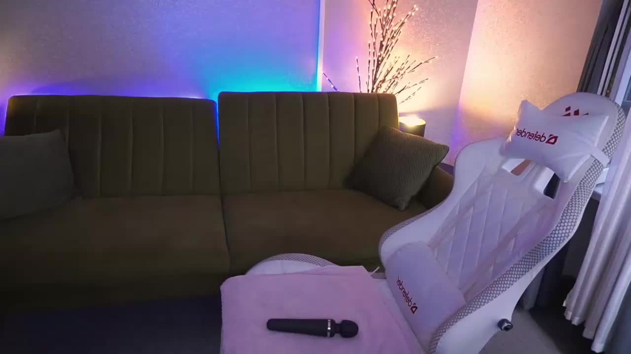 AngelAmaliaa Adult Chat October 9, 2025