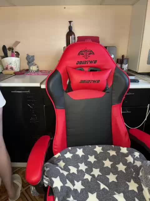 AloveA69 Adult Chat October 9, 2025