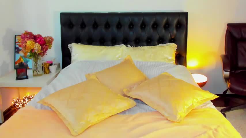 Goddess_Squirt_ Adult Chat October 9, 2025