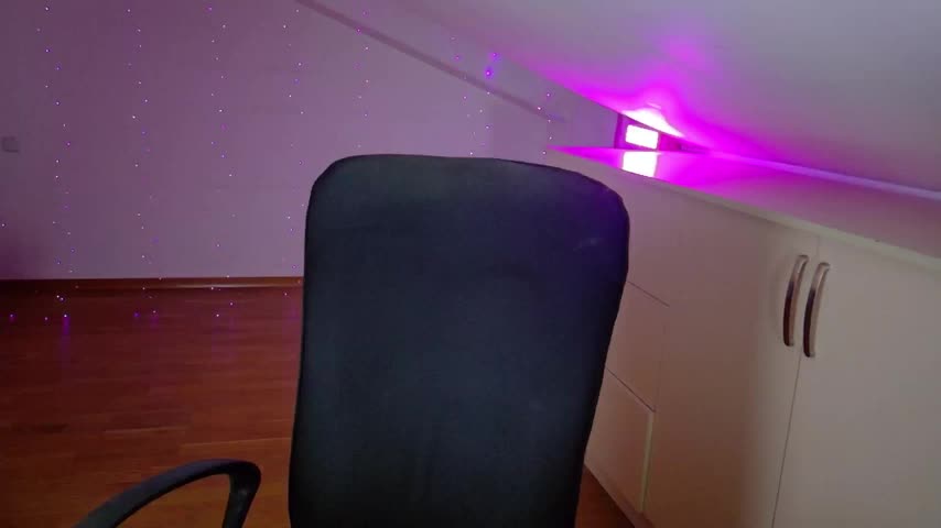 Shadow_Strik Adult Chat October 10, 2025