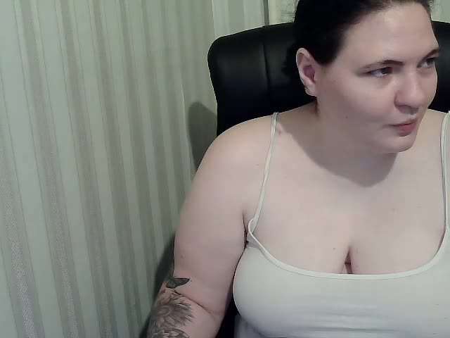 XLisaBlueX Adult Chat October 10, 2025