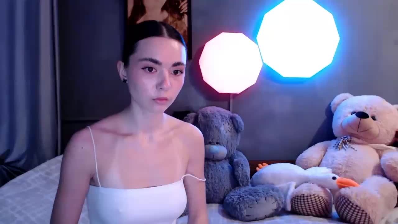 Miuzxc Adult Chat October 10, 2025