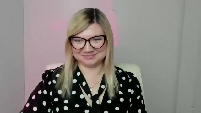 molly_moree Adult Chat October 9, 2025