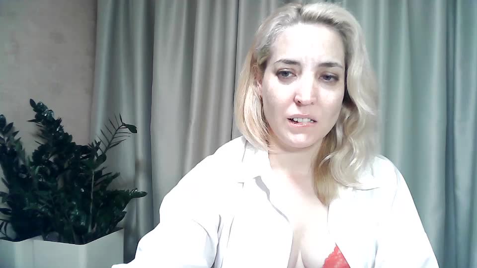 mariska-kiska Adult Chat October 10, 2025