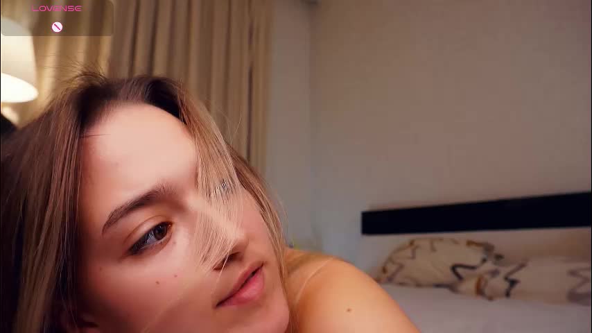 hip_hop_baby Adult Chat October 10, 2025