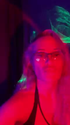 IzoldaBraunF Adult Chat October 10, 2025