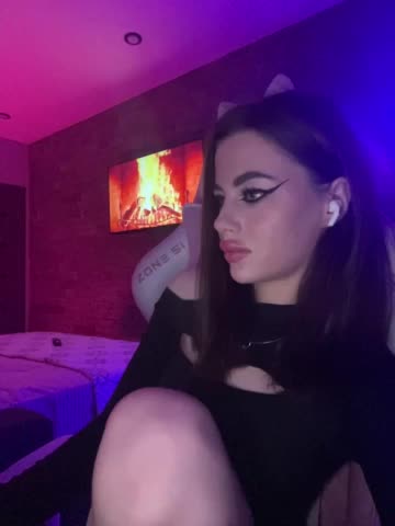 HotGirlEva Adult Chat October 10, 2025