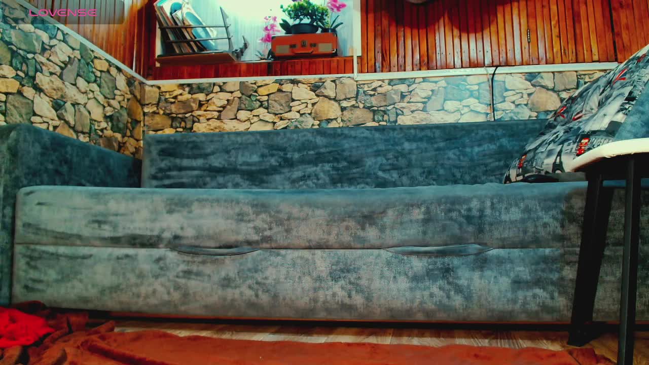 L00N Adult Chat October 10, 2025