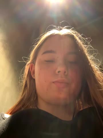 StephanieMur_2025-10-10_09-37-48_966 Adult Chat October 10, 2025