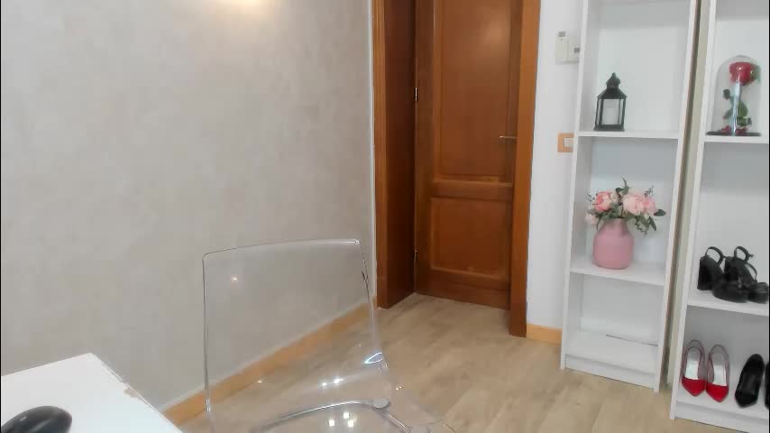 elisabaxter Adult Chat October 10, 2025