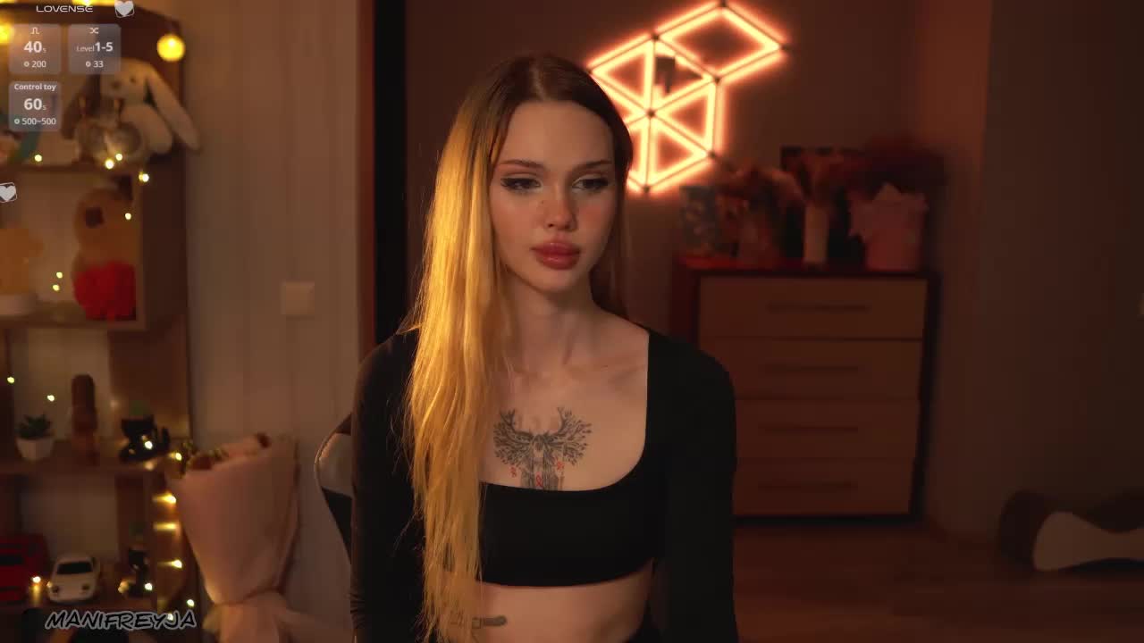 ManiFreyja Adult Chat October 10, 2025