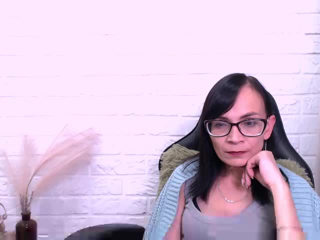 DarkOpiumX Adult Chat October 10, 2025