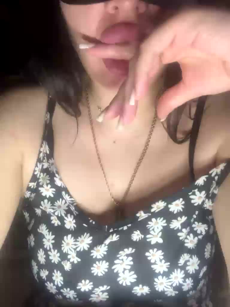 Wishenka777si Adult Chat October 10, 2025