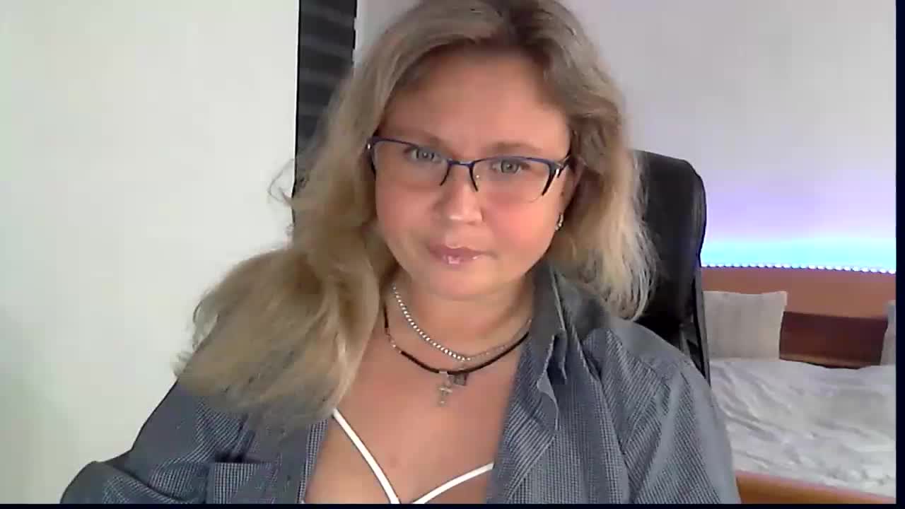 NERVOMOTINA Adult Chat October 11, 2025