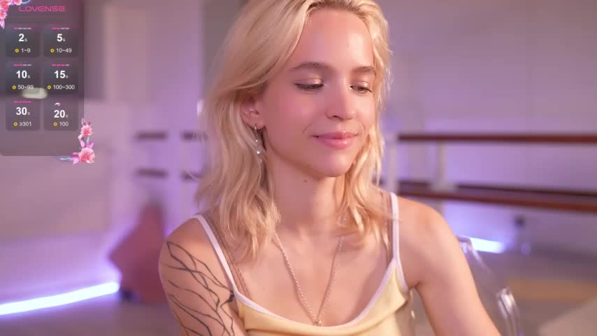 lolly_pie Adult Chat October 11, 2025