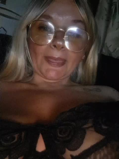 Merry-go-round1 Adult Chat October 11, 2025