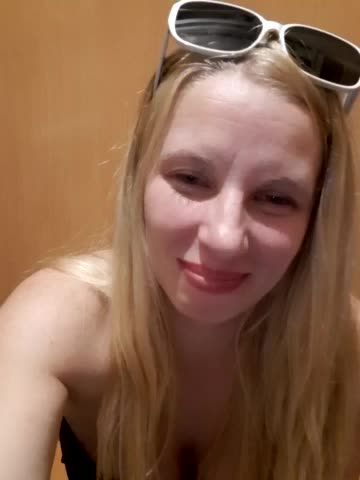 -nelya- Adult Chat October 11, 2025