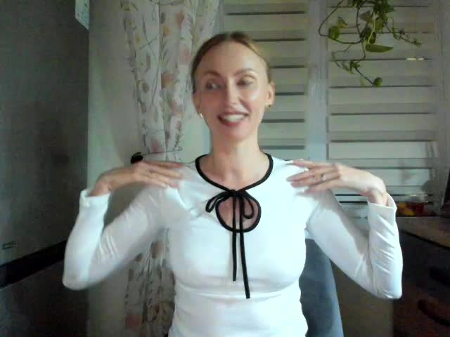 EvaXlove69 Adult Chat October 11, 2025