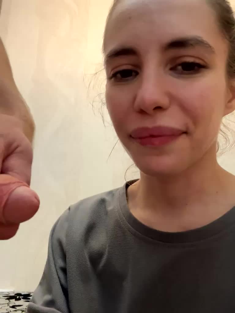 Buzzyd Adult Chat October 11, 2025