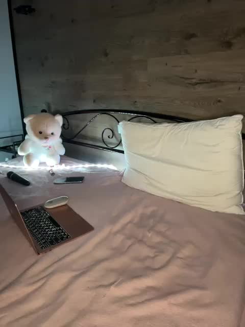 Leyla-kavkaz Adult Chat October 11, 2025