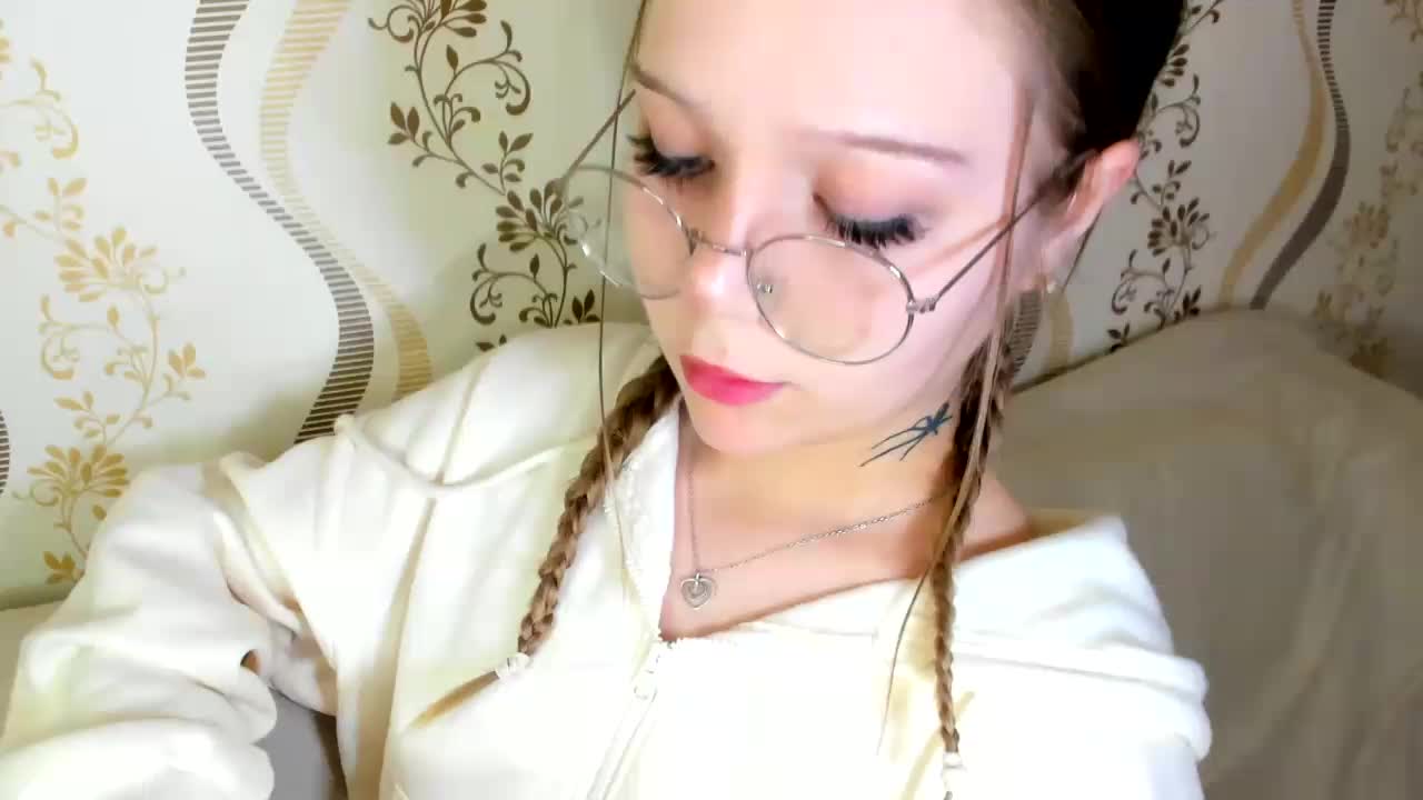 MelMooon Adult Chat October 11, 2025