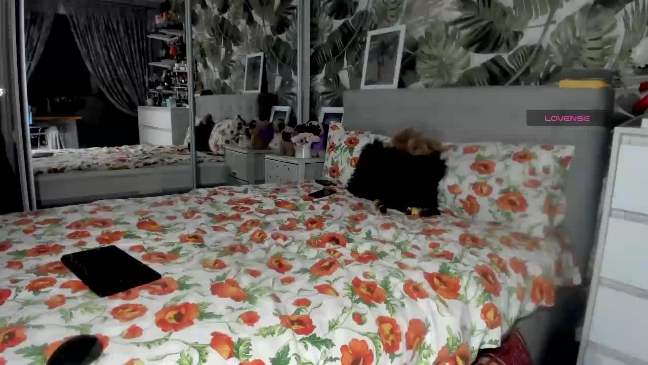 Aurora108 Adult Chat October 11, 2025