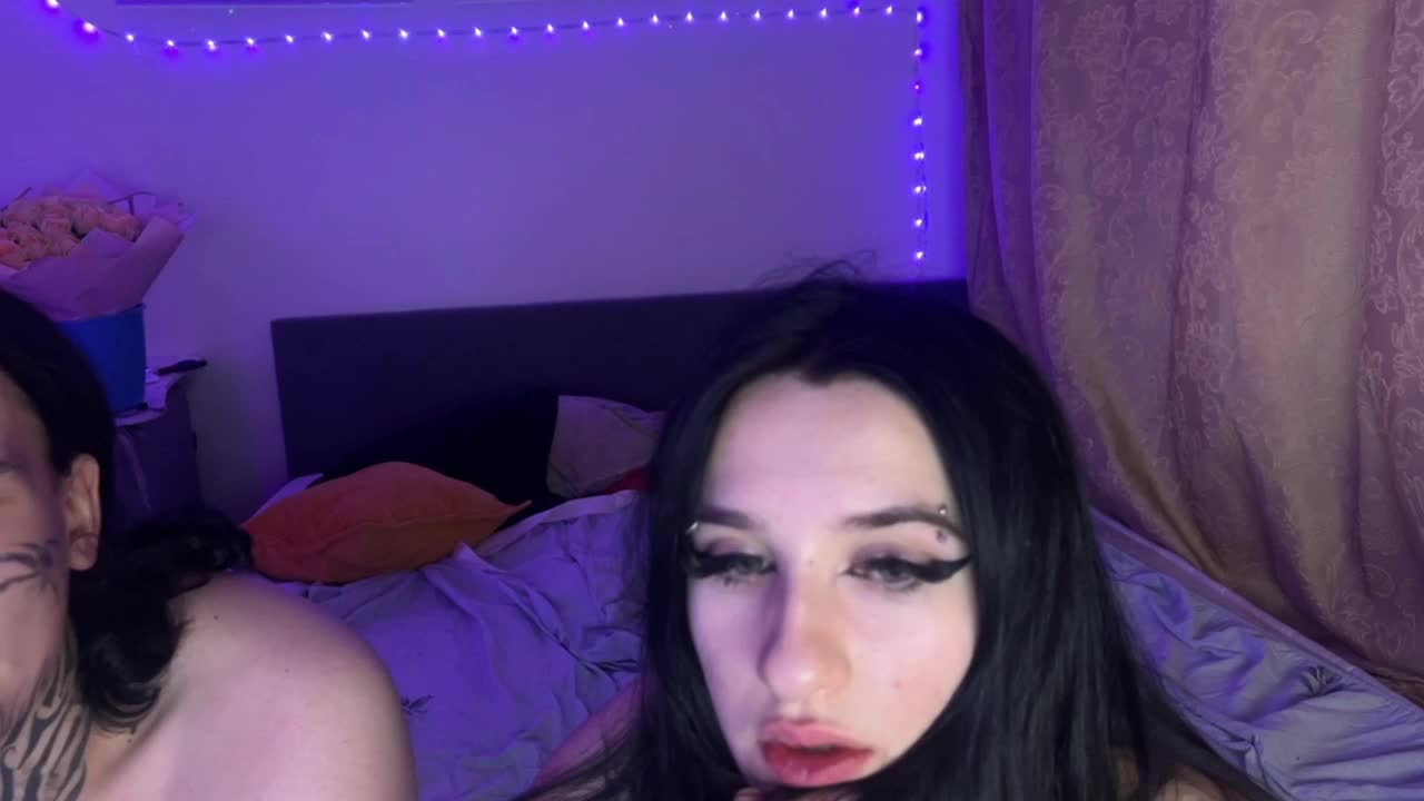 WetLips Adult Chat October 11, 2025