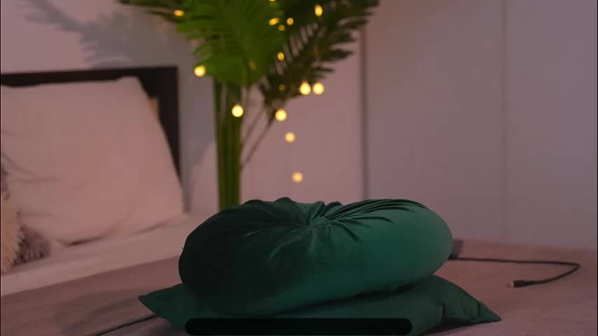 lorettelorenaa Adult Chat October 11, 2025