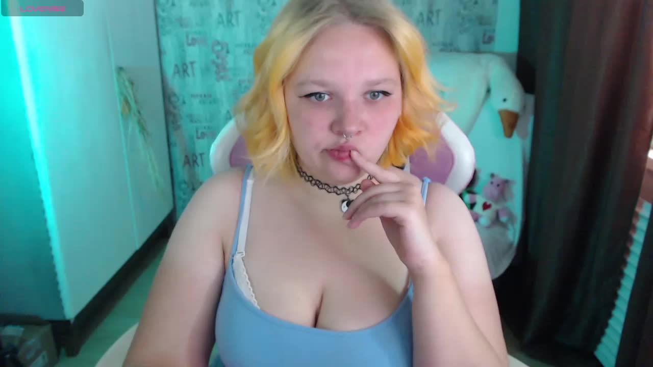 -MeooW- Adult Chat October 11, 2025