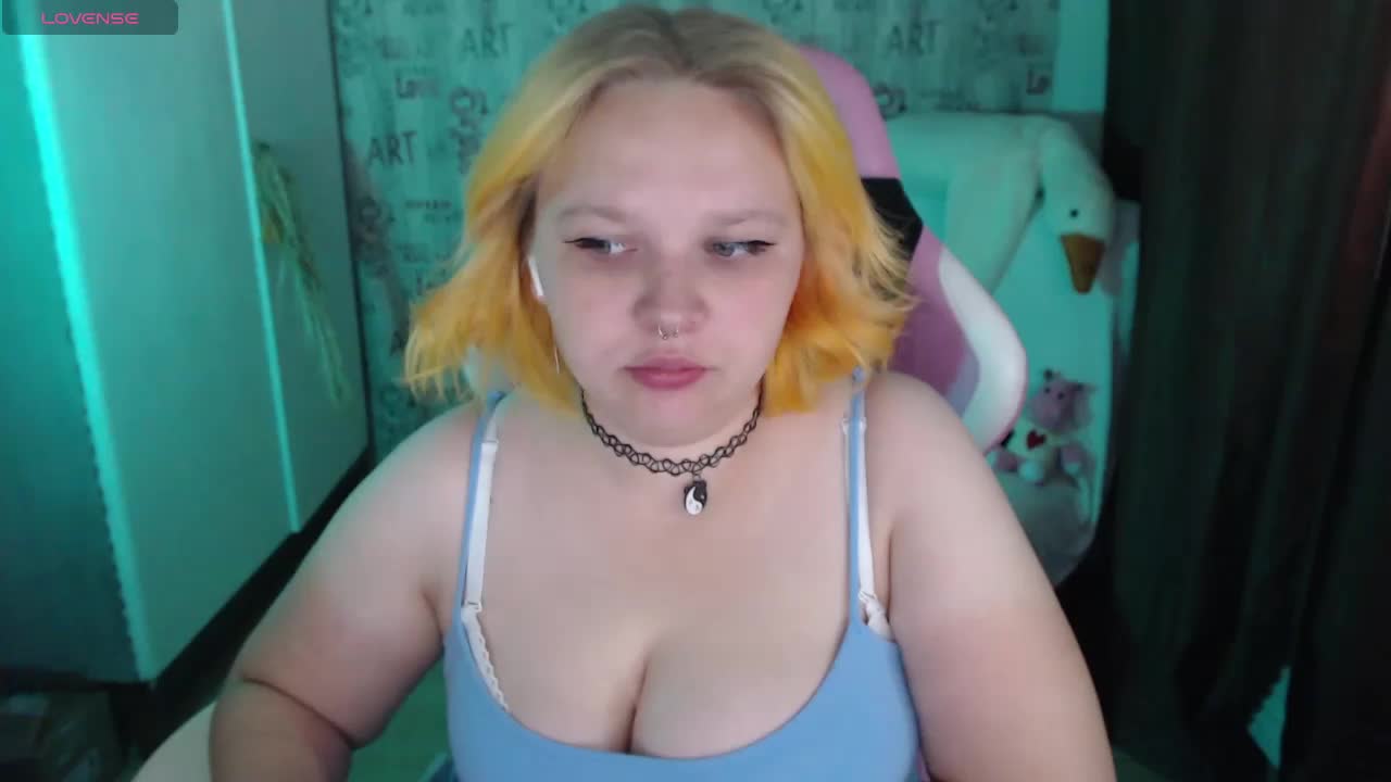 -MeooW- Adult Chat October 11, 2025