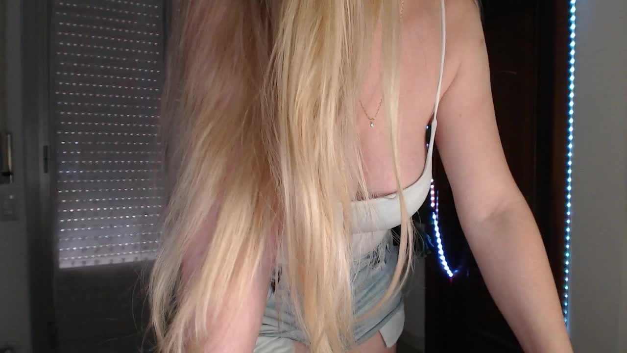 Alina-Lovely Adult Chat October 11, 2025