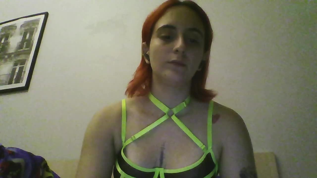 Hotredhead01 Adult Chat October 11, 2025