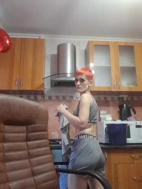 N-I-M-F-O-M-A-N-K-A Adult Chat October 11, 2025