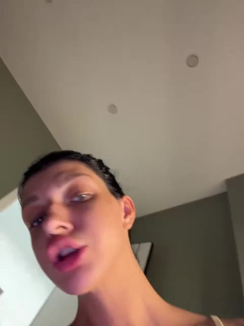 chicanogirl Adult Chat October 12, 2025