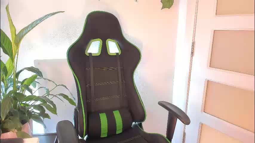 christine_cardo Adult Chat October 12, 2025