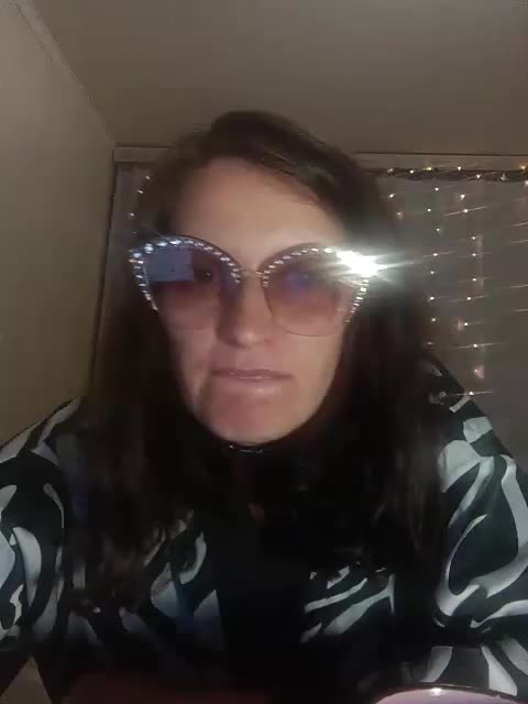 LUKONTA Adult Chat October 12, 2025