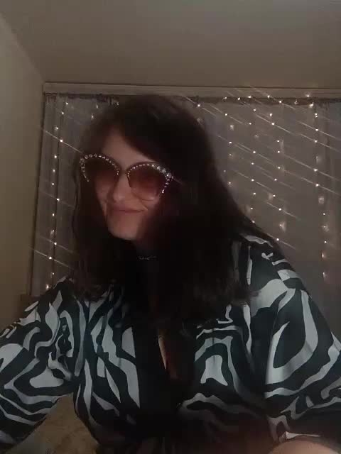 LUKONTA Adult Chat October 12, 2025