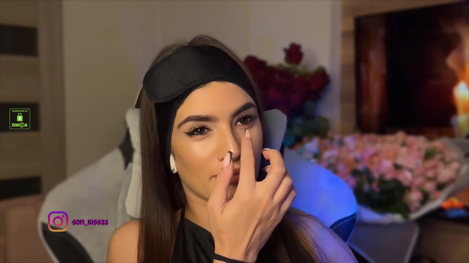 Sofi-Mi Adult Chat October 12, 2025