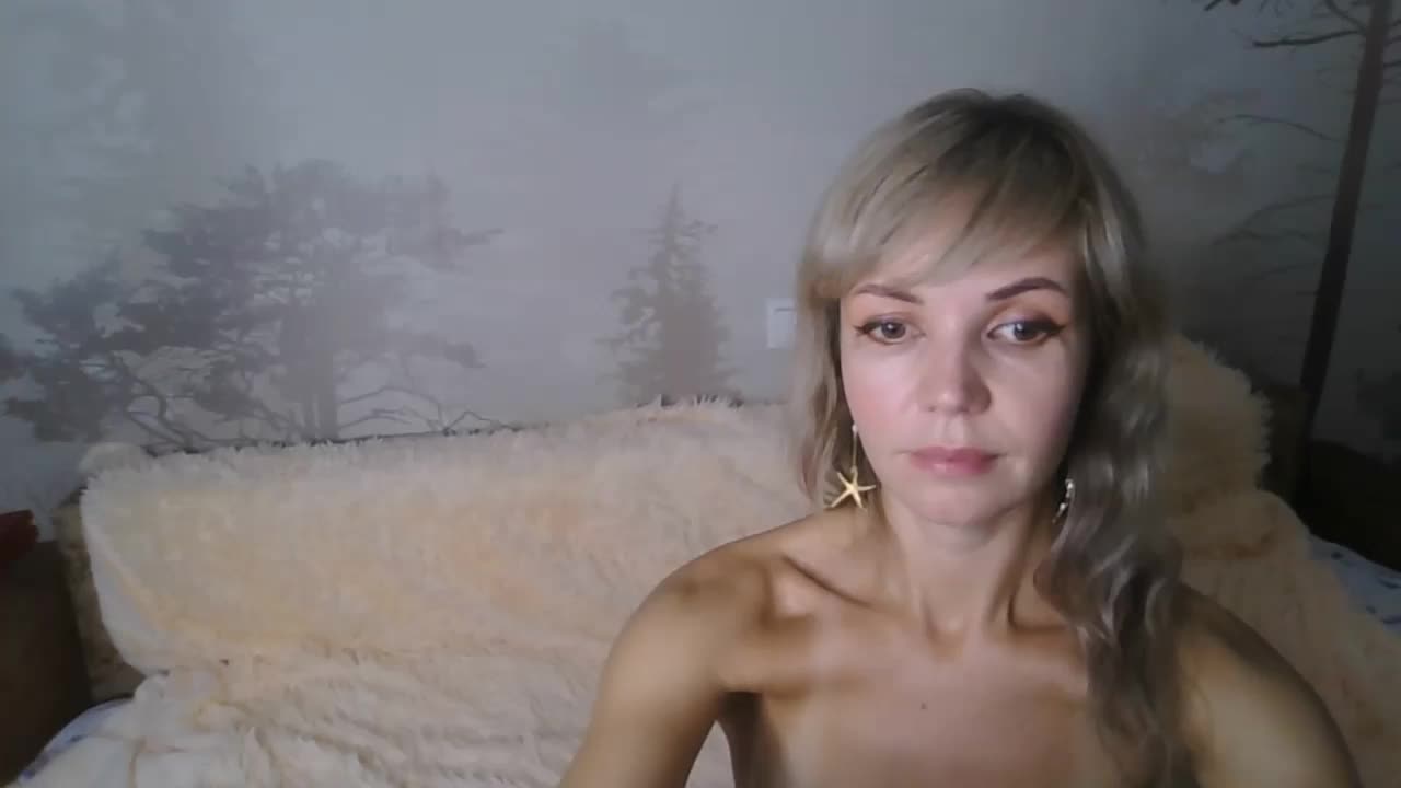 Red_Rose_98 Adult Chat October 12, 2025