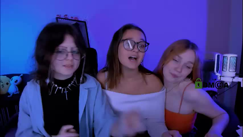 ellie_fire Adult Chat October 12, 2025