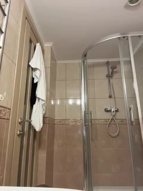 jucieLussie Adult Chat October 12, 2025