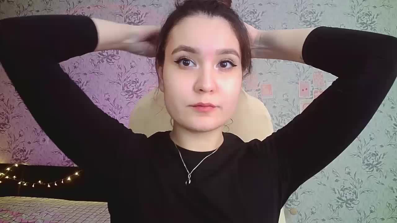 annie-fleur Adult Chat October 12, 2025